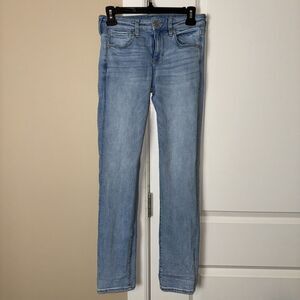 American Eagle Jeans Women's Size 2 Regular Super Stretch Skinny Leg Light Blue